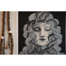 Load image into Gallery viewer, Grigia - Medusa serie